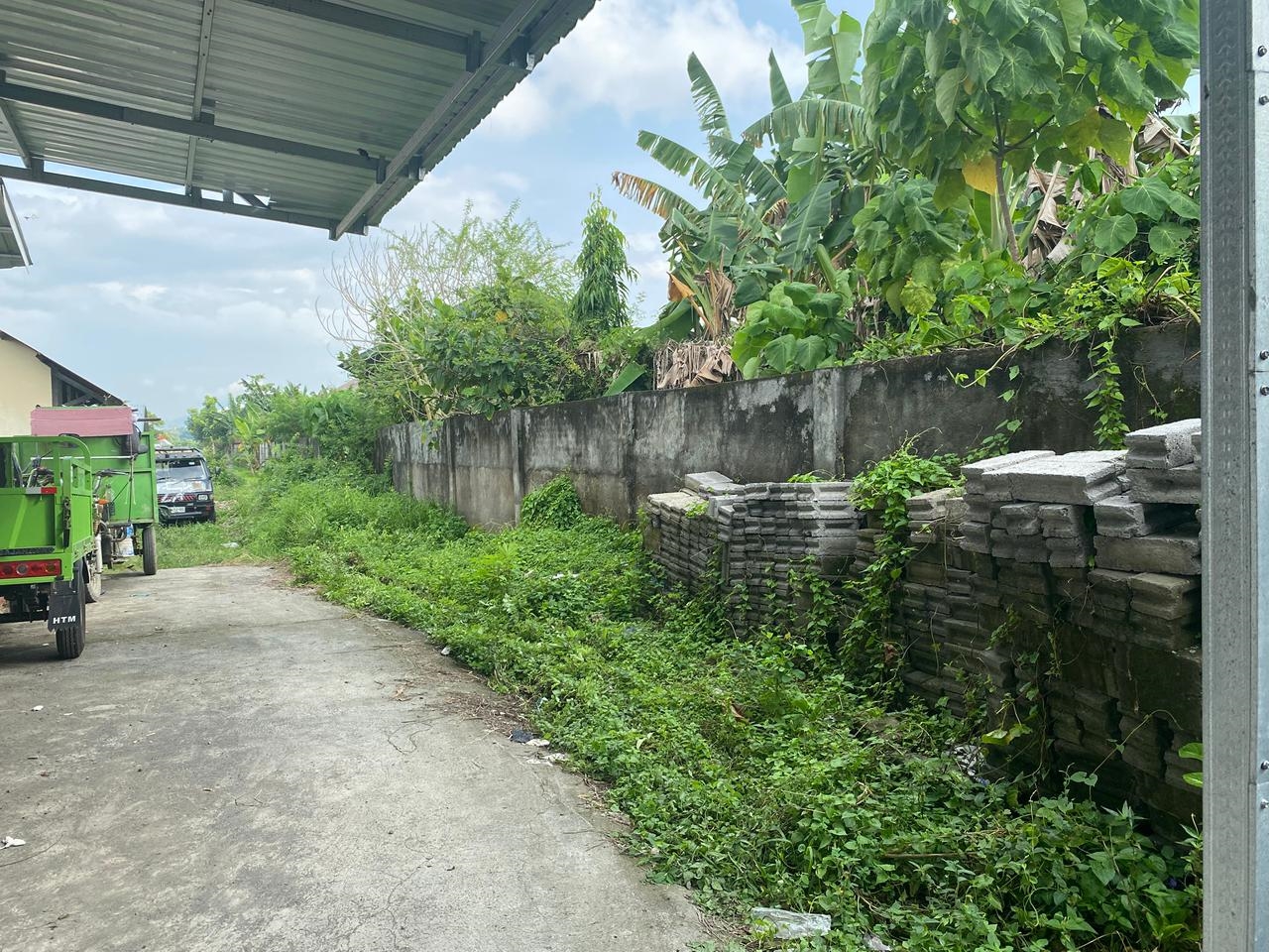 Penembokan Kantor Desa