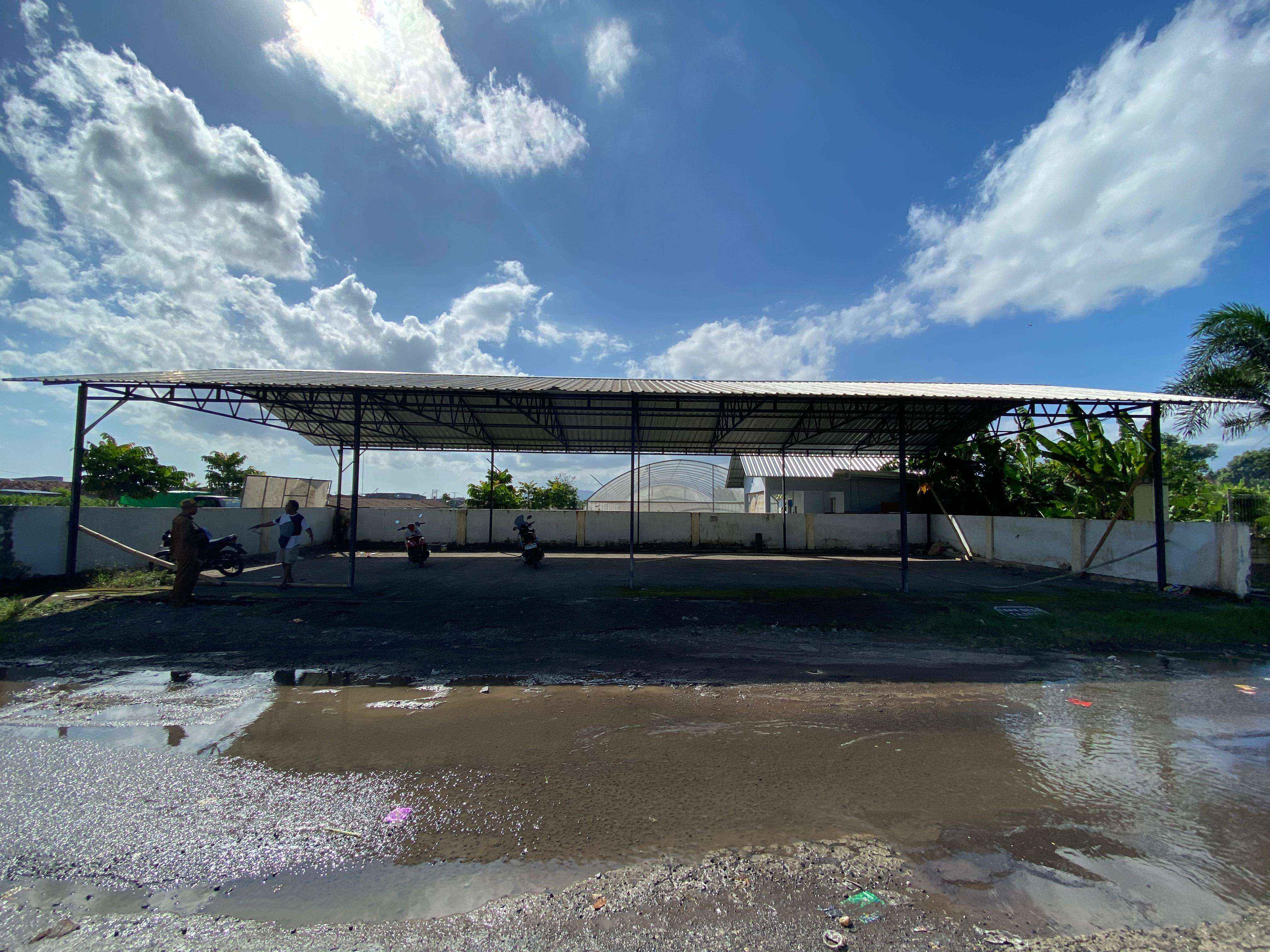 Pembangunan Lapak Kios Agrowisata di RT.11 Dusun Labuapi Utara